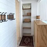 Lovely Summer House With A Fantastic View 펜션