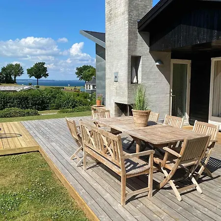 펜션 Lovely Summer House With A Fantastic View Knebel